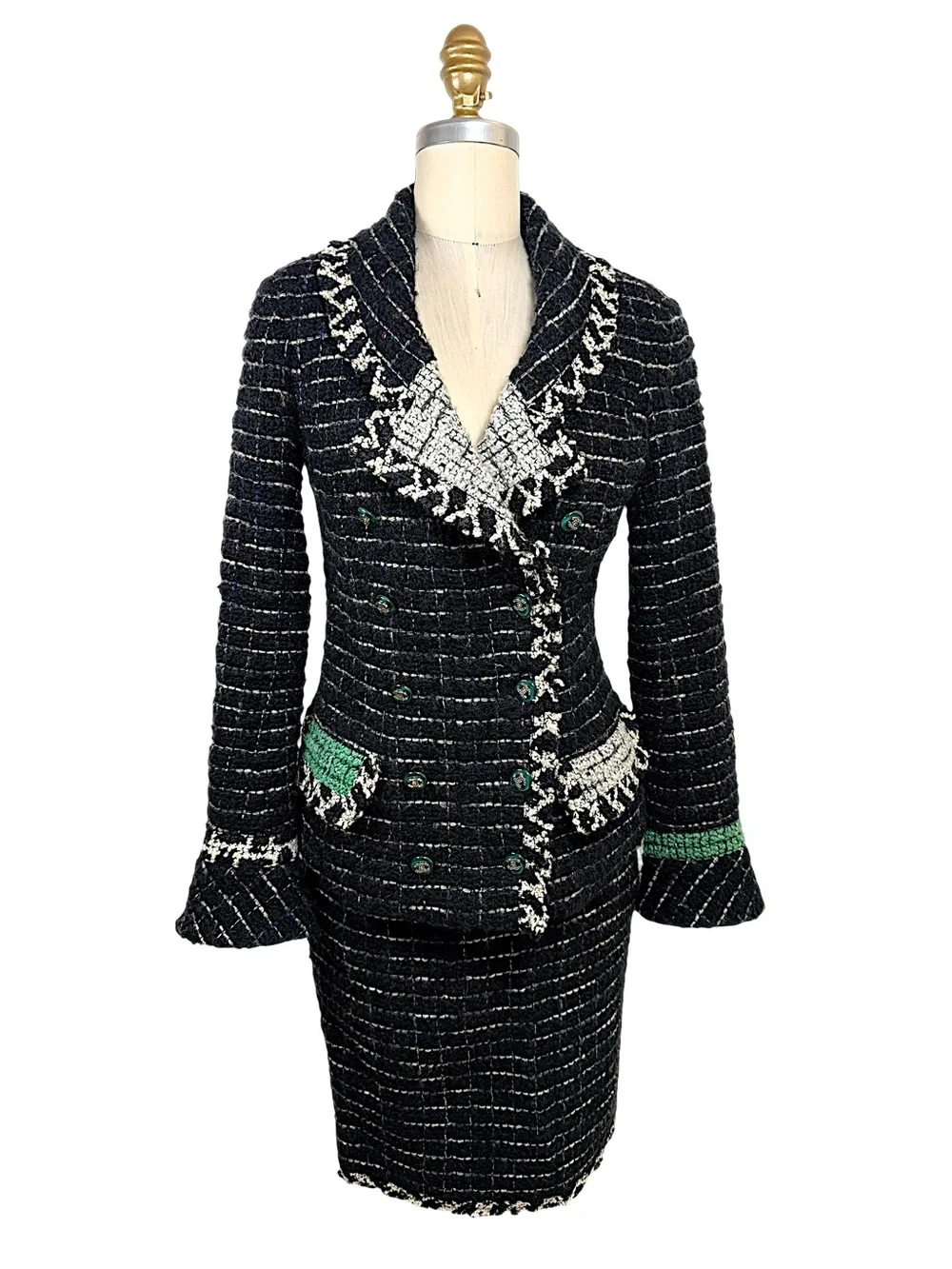 Chanel Fall 2009 Runway Look 22 Bouclé Tweed Jacket & Skirt Set